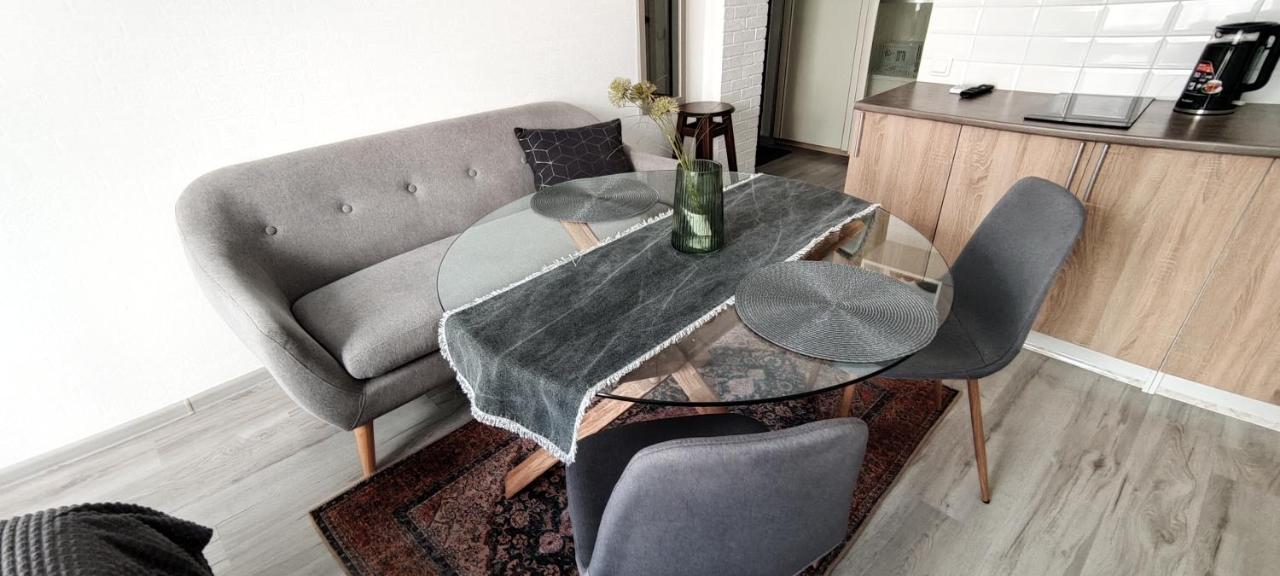 Flat in the city center 敖德萨 外观 照片