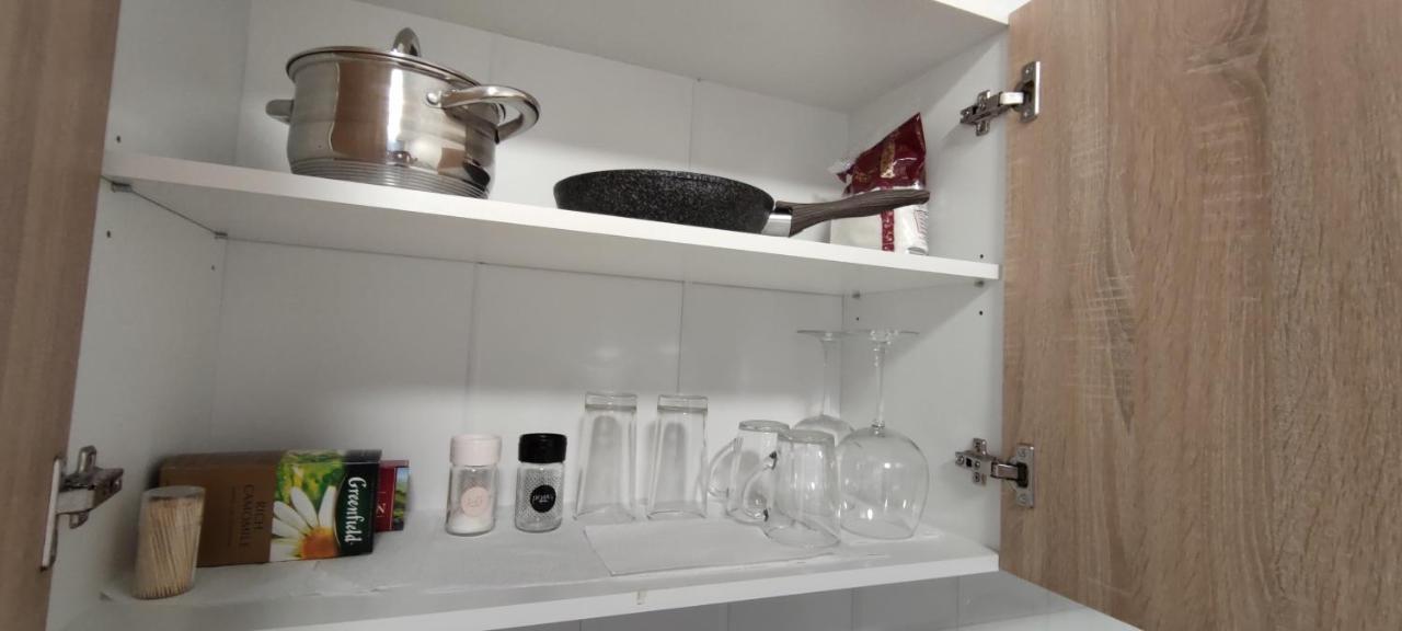 Flat in the city center 敖德萨 外观 照片