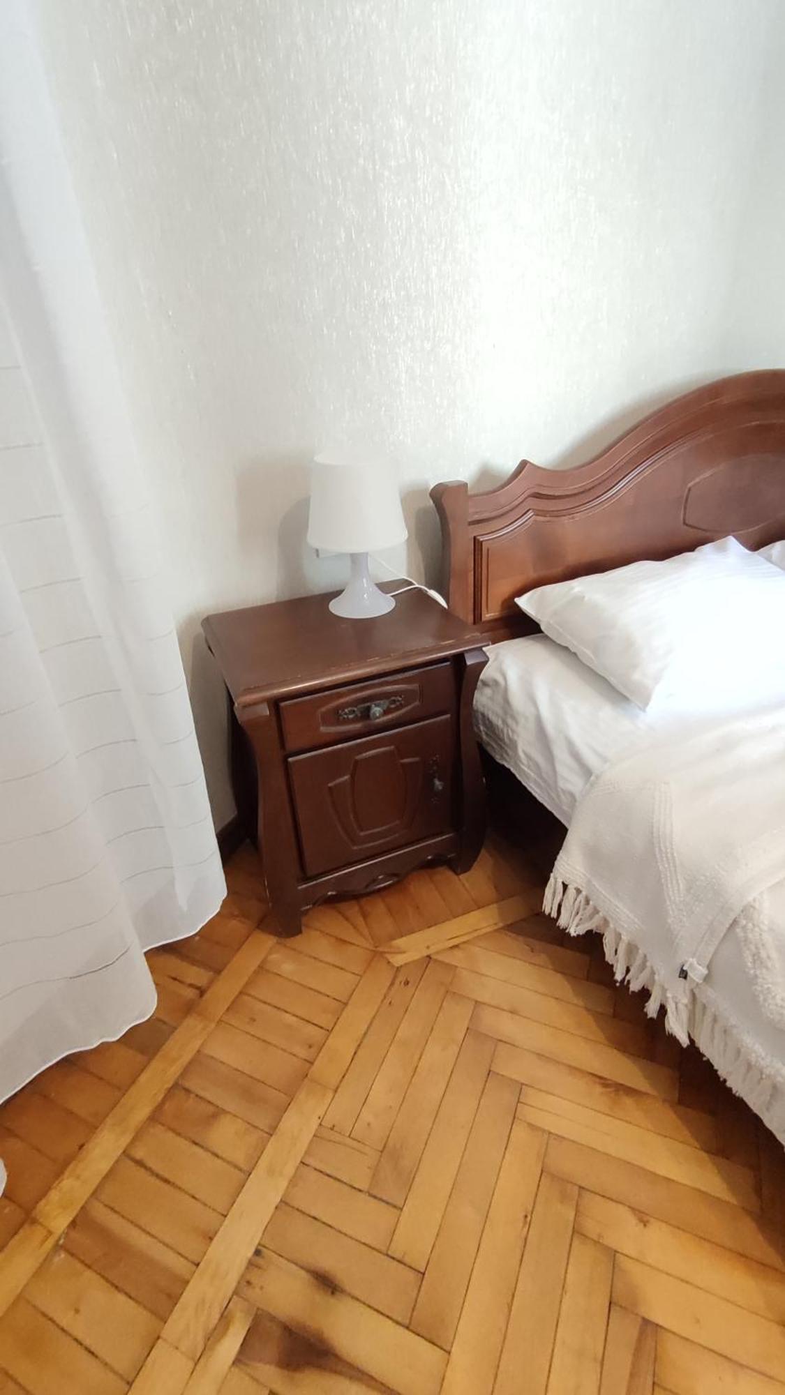 Flat in the city center 敖德萨 外观 照片