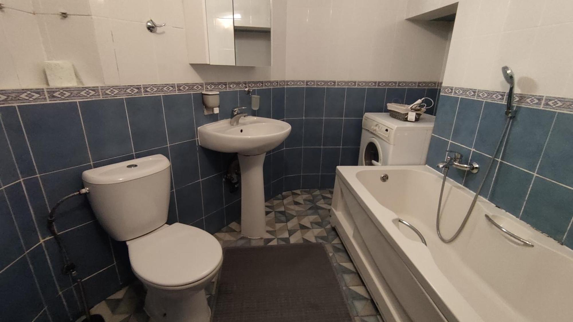 Flat in the city center 敖德萨 外观 照片